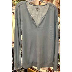 Ladies Oversized Large Wonderly Studio Pullover Sweater